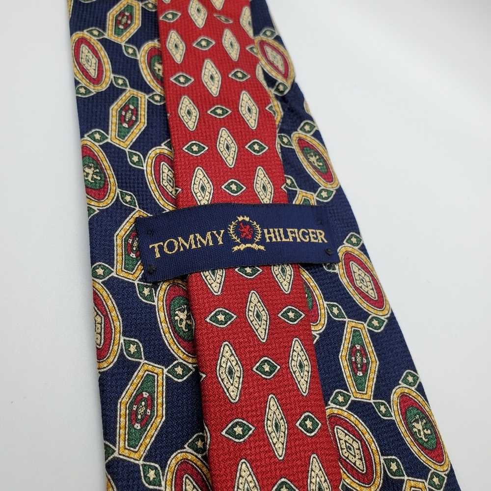 Tommy Hilfiger Men's Tie - Picture 3 of 5